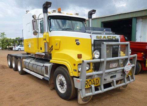 Bodyline Crash Repairs - Dentist Find 2