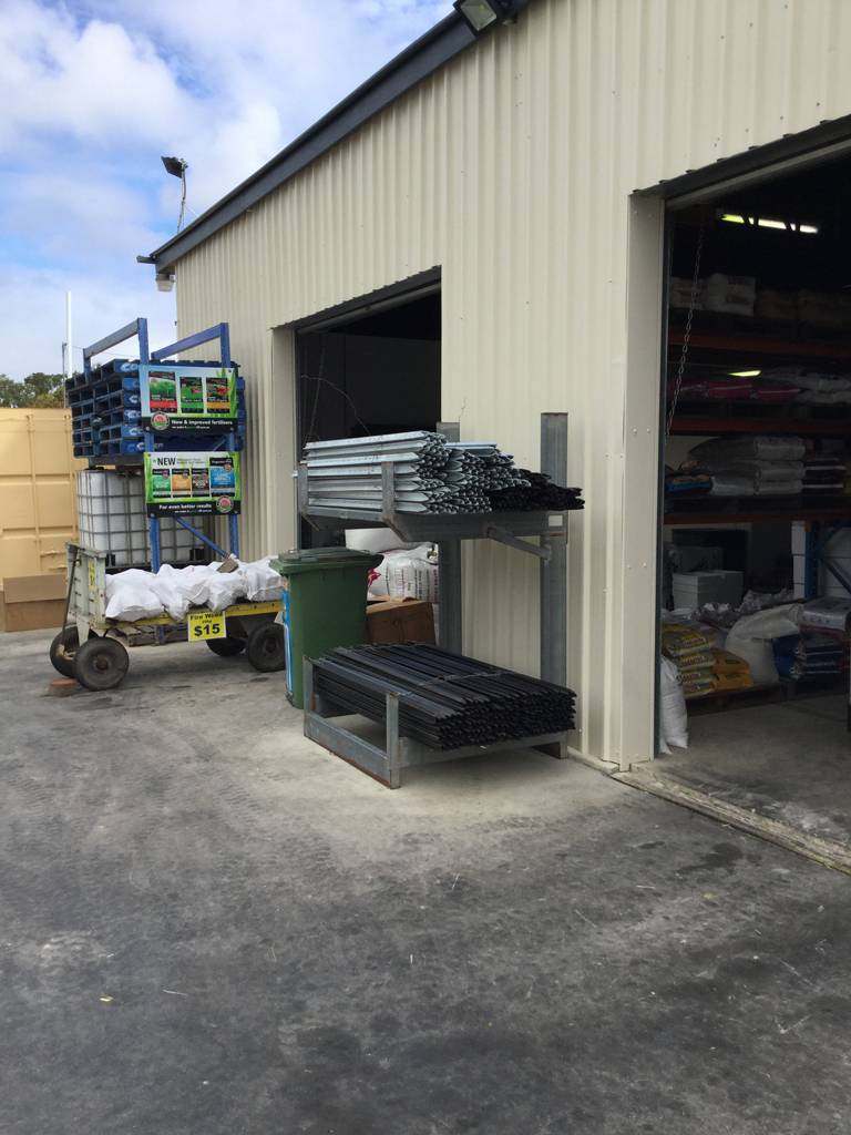 Carneys Feed Store