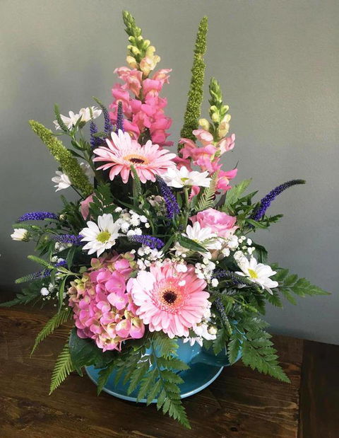 Hunter Floral Studio - Dentist Find 0