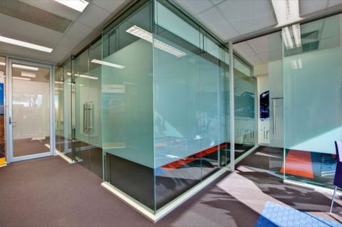 B & N Glass & Aluminium Pty Ltd - Dentist Find 2