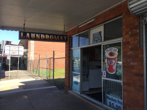 A Station Laundry - Dentist Find 2