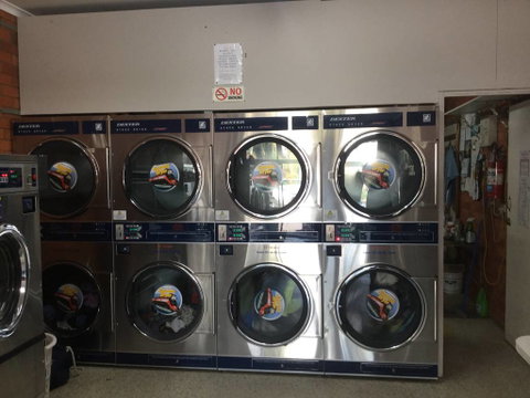 A Station Laundry - Dentist Find 3