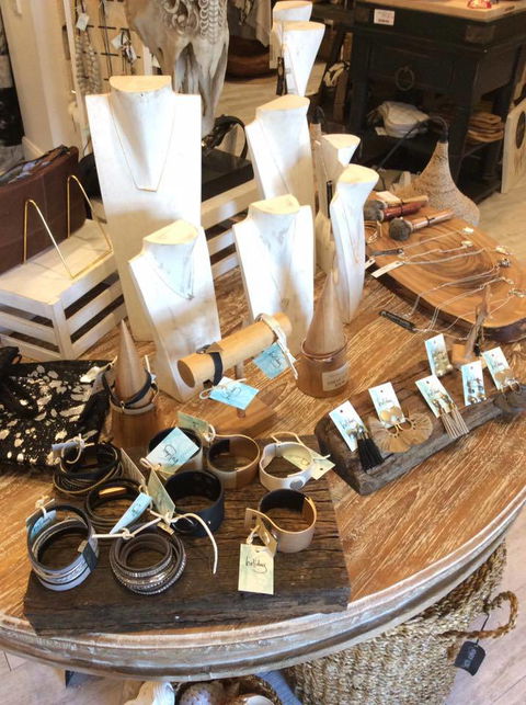 Simply Luxe - Dentist Find 2
