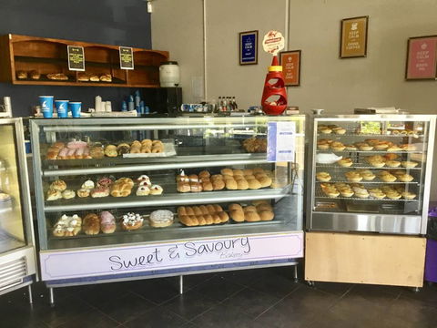 Cook's Bakery - Dentist Find 2