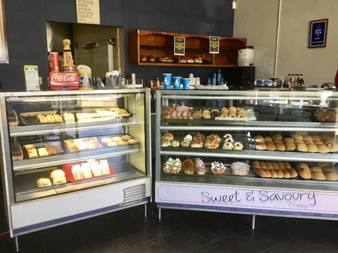 Cook's Bakery - Dentist Find 3