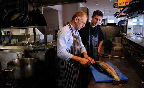 Mudbar And Restaurant - Dentist Find 15