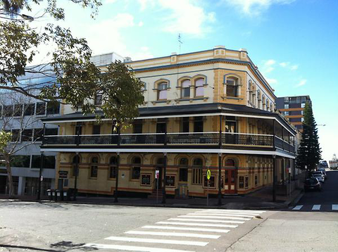 Grand Hotel - Dentist Find 1