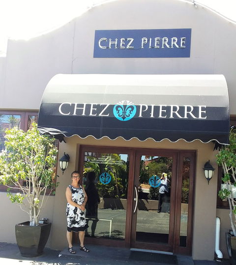Chez Pierre - Dentist Find 5