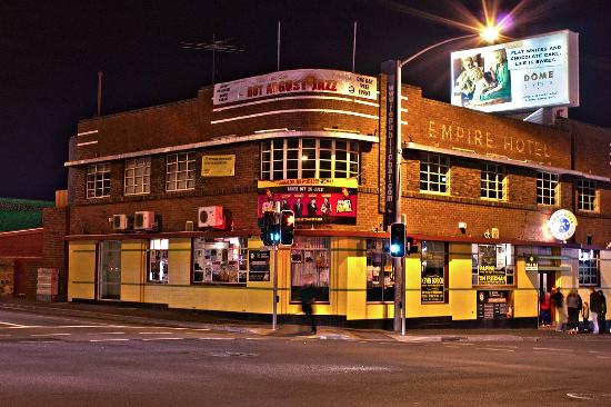 Republic Bar  Cafe