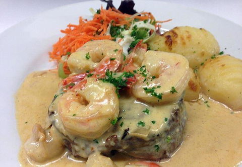 Georgio's Seafood & Steak House - Dentist Search 11