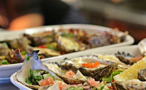 La Piazza - Dentist Search 26