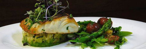 Oscar's Hotel Bar And Restaurant - Dentist Find 13