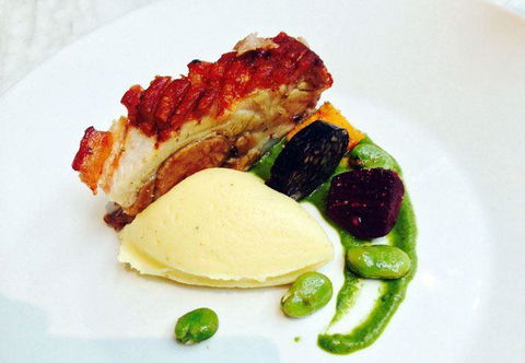 Oscar's Hotel Bar And Restaurant - Dentist Find 6