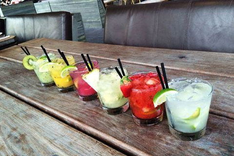 Redsalt - Dentist Find 16