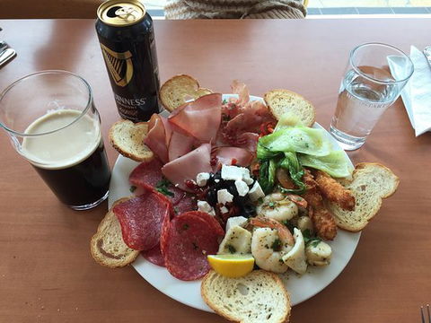 Stella's Dromana Hotel - Dentist Search 0