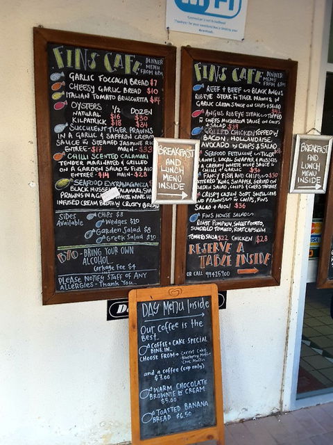 Fins Cafe - Dentist Search 3
