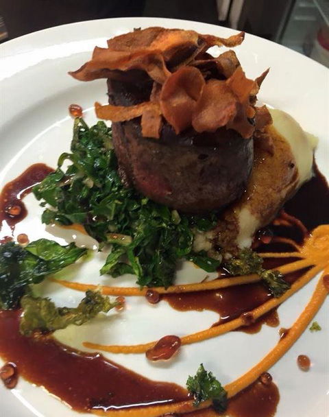 Quorum Restaurant - Dentist Find 14