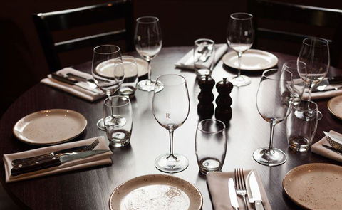 Stonelea Restaurant - Dentist Find 11