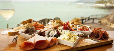 Taylors Waterfront Restaurant & Function Centre - Dentist Find 1