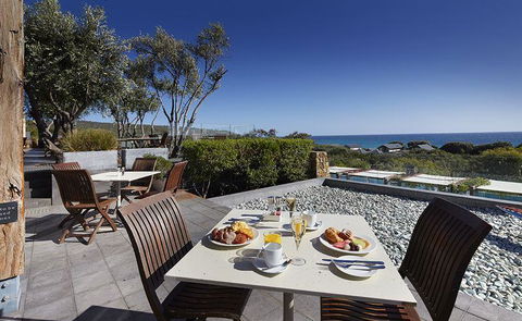 Other Side Of The Moon Restaurant - Dentists Australia 24