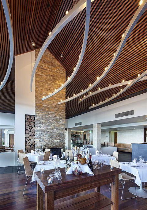Other Side Of The Moon Restaurant - Dentists Australia 26