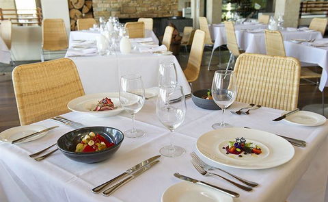 Other Side Of The Moon Restaurant - Dentists Australia 30