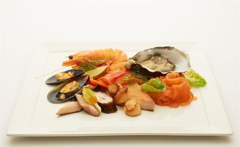 Bruni's Restaurant At Villa Howden - Dentist Find 13