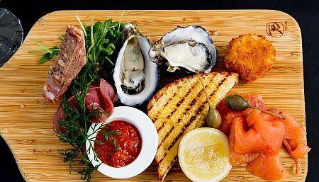 Bruni's Restaurant At Villa Howden - Dentist Find 7