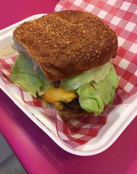 Chillers Cafe - Dentist Find 8