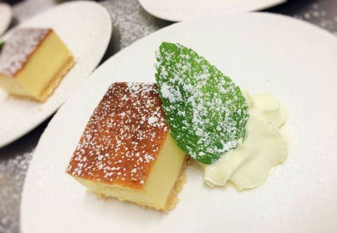 Hatters Tea House - Dentist Find 10