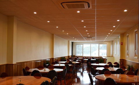 Hatters Tea House - Dentist Find 12