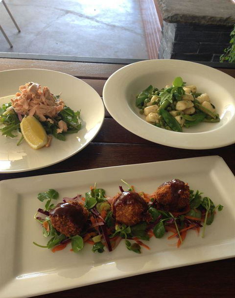 Sevenhill Hotel - Dentist Search 11