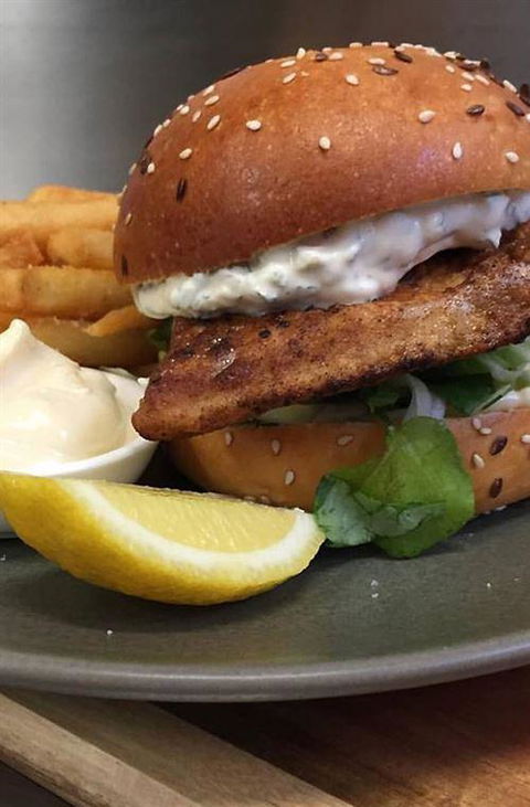 The Oaks Cafe At Acorn Nursery - Dentist Find 4