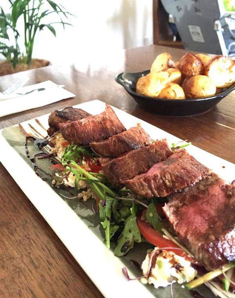 Amongst The Sticks - Dentist Find 11