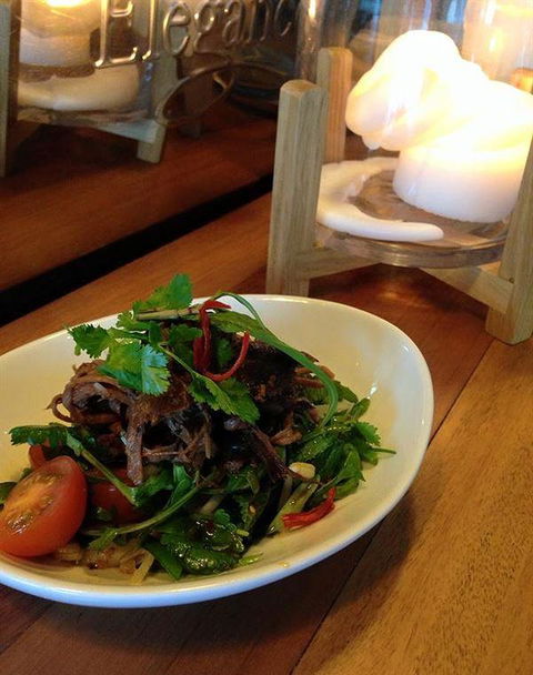 Amongst The Sticks - Dentist Find 15