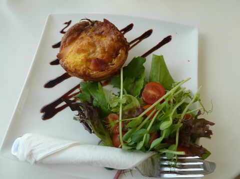 Frederick's Cafe - Dentist Find 0