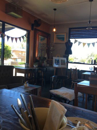 Two Birds Gallery Cafe