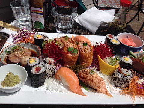 Masaaki's Sushi - Dentist Find 0