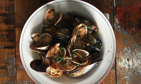 Swell Cafe - Dentist Find 4