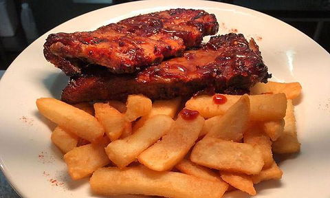 The Loose Goose Bar & Restaurant - Dentist Find 0