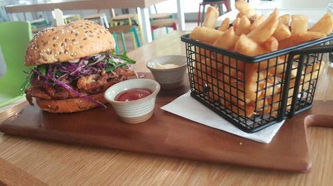 Hurricane Handsome - Dentists Australia 0