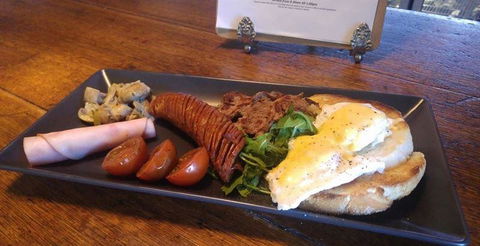 Mischief And Mayhem Wine Lounge - Dentist Find 1