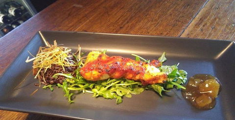 Mischief And Mayhem Wine Lounge - Dentist Find 6