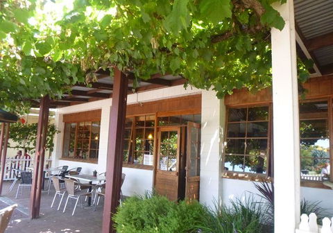 Lyndoch Bakery & Restaurant - Dentists Australia 5