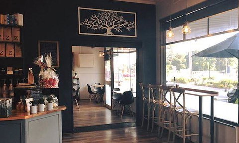 Zest Cafe - Dentist Find 12