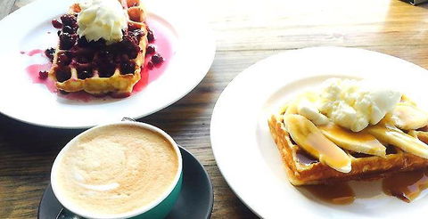 Periwinkles Cafe - Dentist Find 5