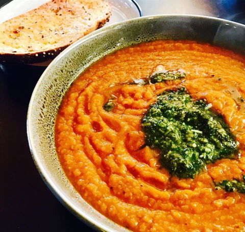 Vincent Diner - Dentist Search 6