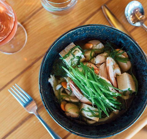 Hallams Waterfront Seafood Restaurant - Dentist Find 10