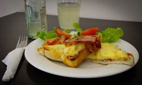 Haz Beanz Cafe - Dentist Find 3