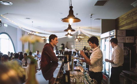 Sneaky's Restaurant - Dentist Find 0